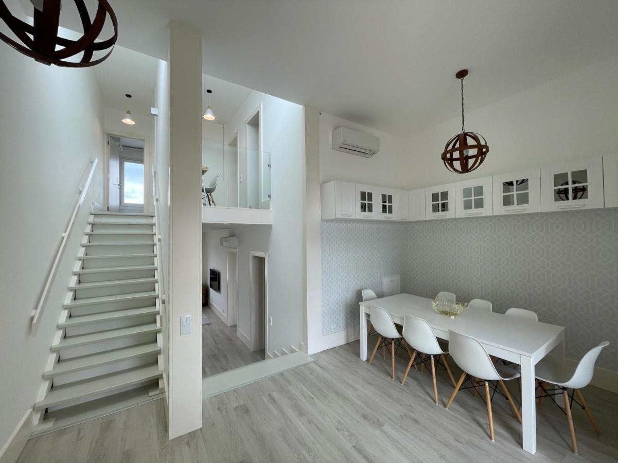 Beautiful Penthouse Apartment With Terrace - 4 Minute Walk To The Beach Troia Εξωτερικό φωτογραφία
